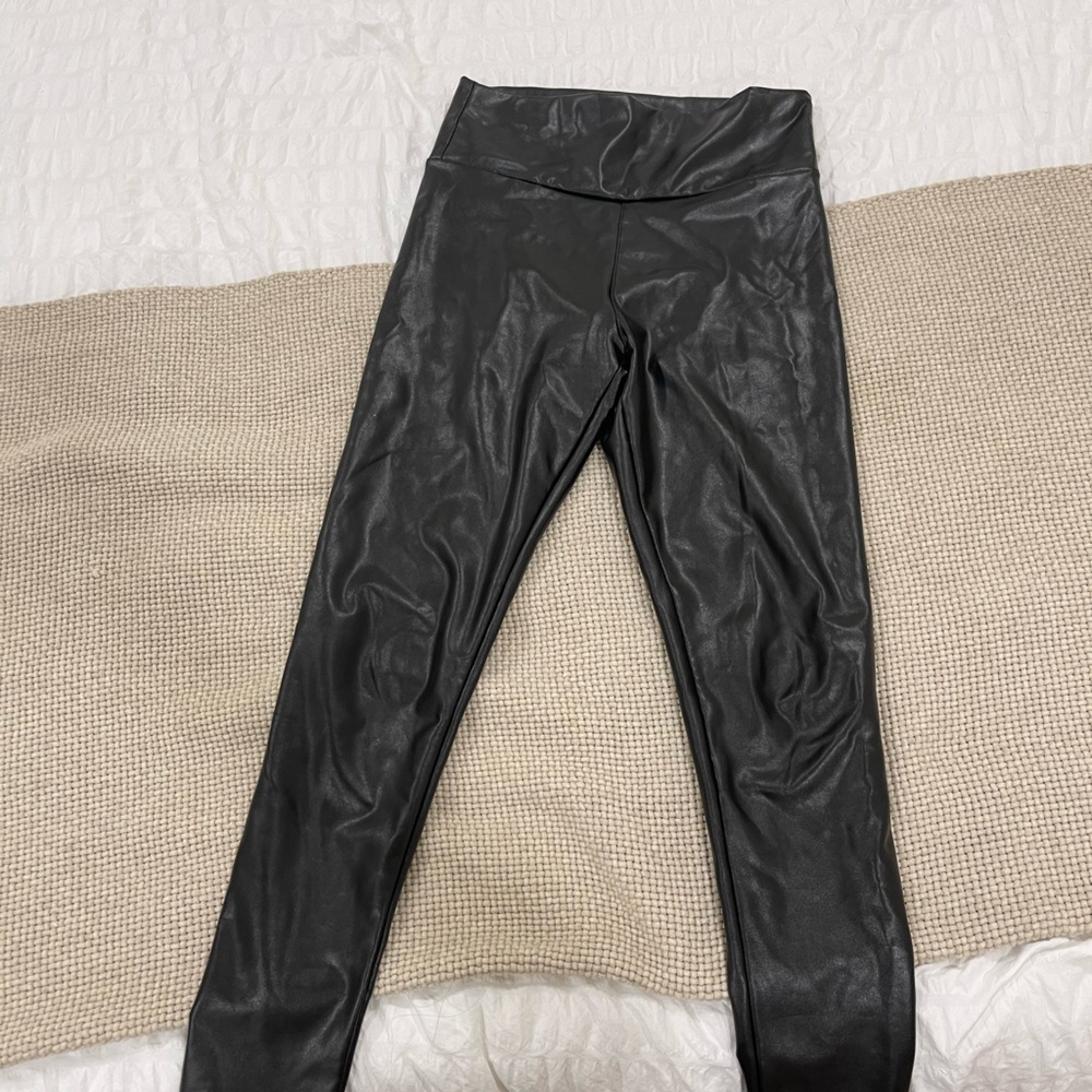 Leather leggings
